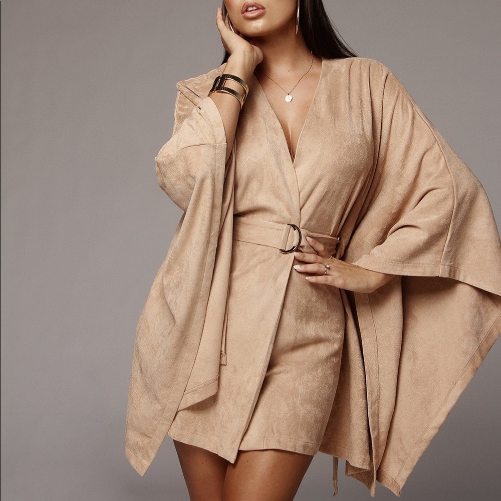 JLUXLABEL Belted Cape